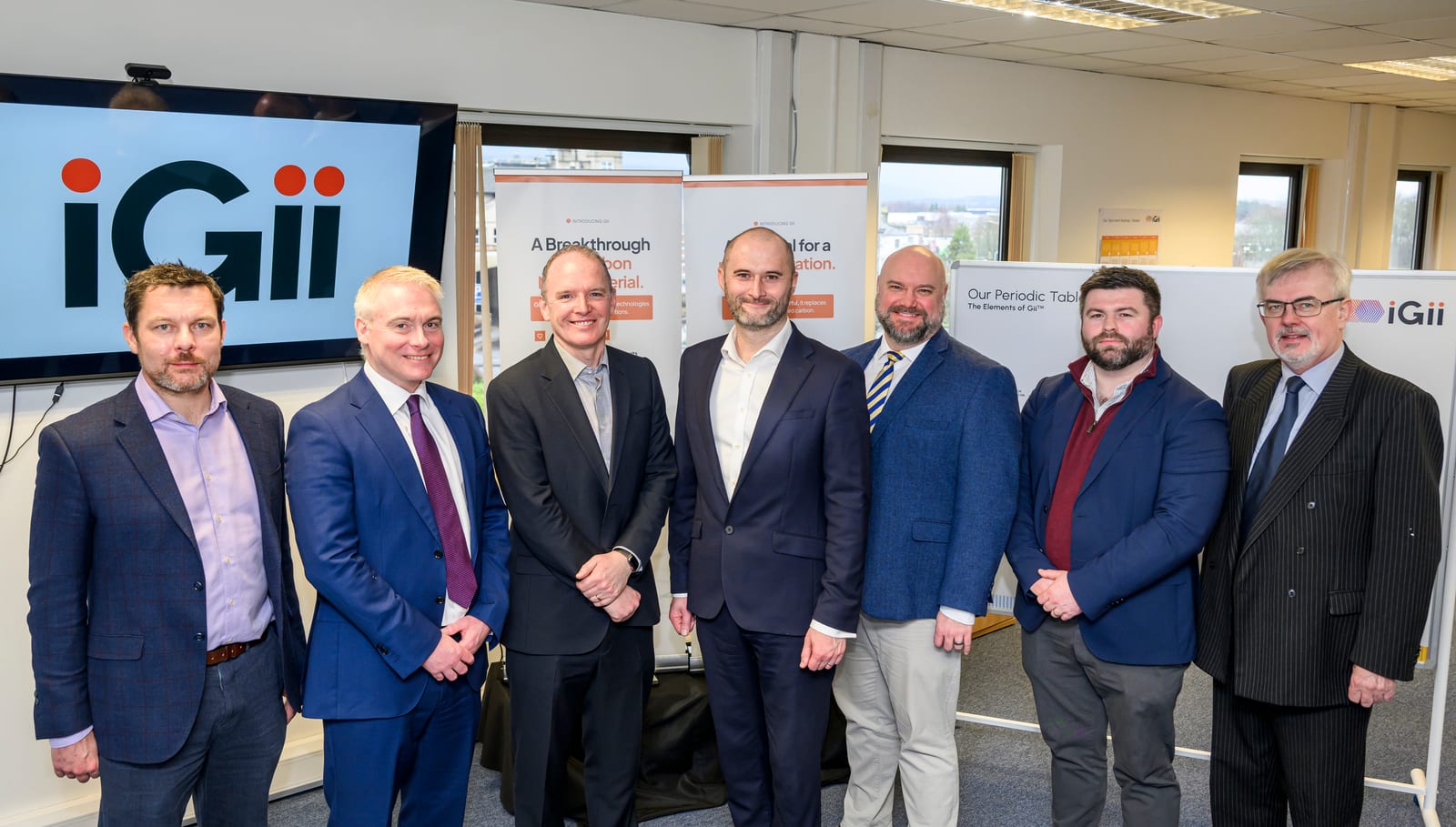 Investors (L-R): Andrew Clapp (SNIB), David Ovens (Archangels), Adrian Gillespie (SE), Jean-Christophe Granier (CEO, iGii), Alastair McMillen (SNIB), Aidan MacMillan (PXN), Gordon Culfeather (SE) (Credit: iGii)